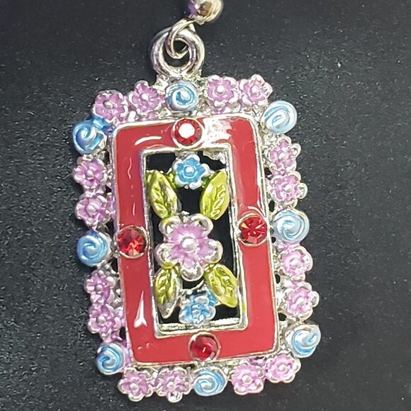 Red Crystal Floral Drop Earrings – Silver-Tone Colorful Statement Jewelry - Picture 4 of 7